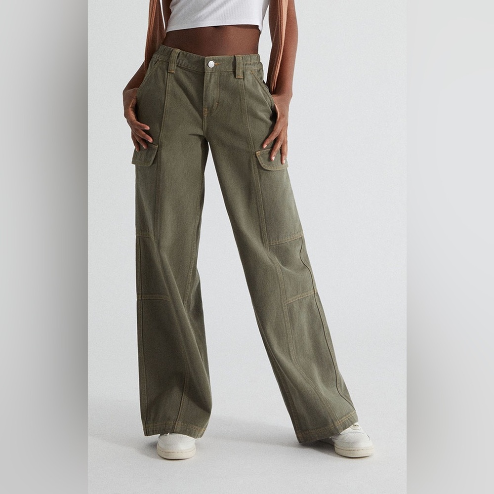 NWT Pacsun Olive Low Rise Puddle Cargo Pants